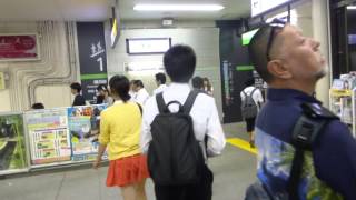 （5）2014.6.19 小田急線事故で、乗降客で橋本駅通路は大渋滞