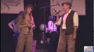 Michel Pommier interprète, avec Myriam, "Mon p'tit loup" de Pierre Perret.
