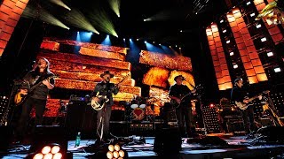 Neil Young & Promise of the Real - Love and Only Love (Live at Farm Aid 2018)