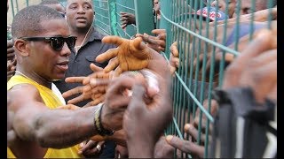 Small Doctor Sprayed Money See How Agege boys &girls R trying To Injure Themselves Just To Catch It