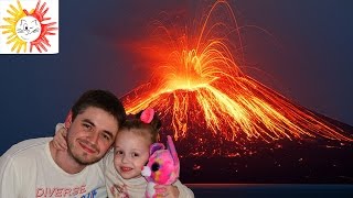 Вулкан дома своими руками. Разноцветная бурлящая лава на канале Мяу Мяу ТВ.