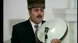 Nemet Ereboglu sahnaz. Tarda Elcin Hasimov, Kamanda Elnur Ehmedov. AzAD STUDIO Mirze