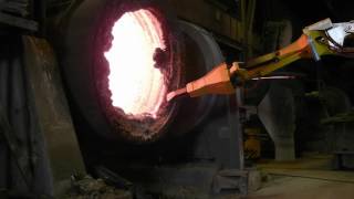 Машина для чистки металлургических ковшей Brokk 800