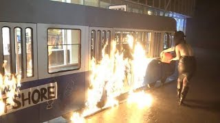 Femen спалили дитячий трамвайчик у Рошена