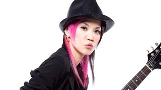 朝倉マナミ[SqSc]『ゼッタイ弾ける！ロックン★ロール・ギター超入門』ギター教則 Digest