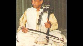 Raga Desh - Ustad Munir Khan (Sarangi)