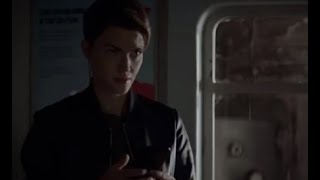 Batwoman Season 1 Episode 10 "How Queer Everything Is Today" | AfterBuzz TV