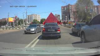 Красный свет по-воронежски 12. Просто урод