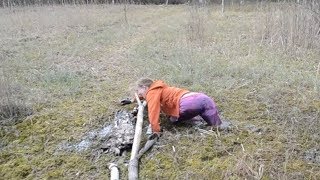 Girl Stucking LEG in Quicksand