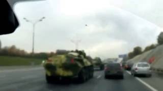 БТР на МКАД авария невозможное возможно военные в городе