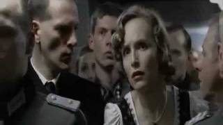 HITLER SE ENTERA DE QUE RIVER SE FUE A LA "B"