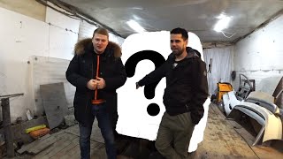 Стена из 20шт 15” сабвуферов.  Автозвук - автобус 1982 года.