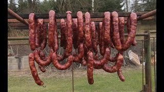 Domácí zabijačka - Ducháčkovo šunkové klobásy - míchání, narážení, uzení. Kompletní výroba