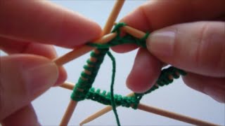 Вязание для левшей: лицевые петли по кругу
