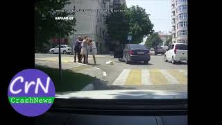 https://crashnews.org | В Новороссийске подрались три девушки