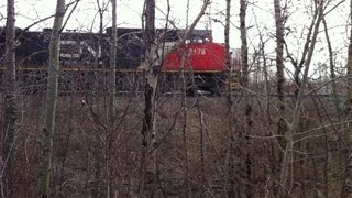 CN Train Spotting: CN C40-8W 2178 & BCOL C40-8M 4612 Leads At Bissel AB 2/2 4/28/13