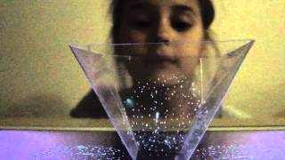 Голографическая пирамида. 3D Hologram