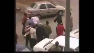 Боксер против толпы