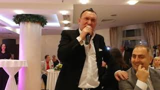 Певец Курбан Набиулин поздравил Анатолия Быкова с юбилеем