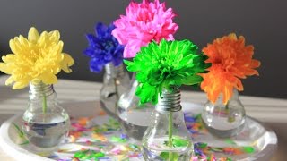 ВАЗА ДЛЯ ЦВЕТОВ ИЗ ЛАМПОЧКИ ( Flower vase OF BULBS)
