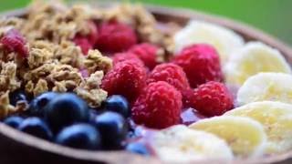 HOW TO MAKE AN ACAI BOWL FAST