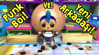 LOL Punk Boi Okulda Arkadaş Ararken Gold Ball Buldu!