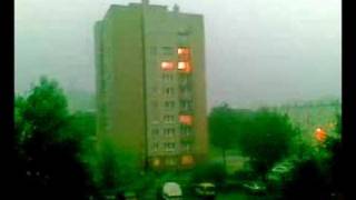 Piorun uderza w budynek w Chorzowie