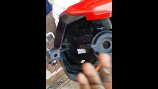 COMO TROCAR A LÂMPADA DO FAROL DA FAN 160 - DUAS RODAS MOTOVLOG