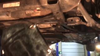 Устранение стука рулевой рейки BMW X3 F25