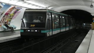[Paris] MP89 Métro 4 - Odéon (croisements)