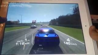 Real Racing 3, jugando en iPad 4. En HD Muy buen juego! En Español.