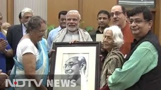 Netaji files to be revealed, starting from January 23, PM Modi assures family