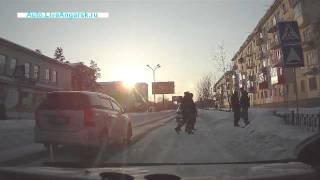 В Ангарске на Горького сбили двух девочек