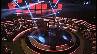 Belkıs Akkale & İzzet Altınmeşe Nenni Bebek Elma Attım Yuvarlandı   Video   Alkışlarla Yaşıyorum