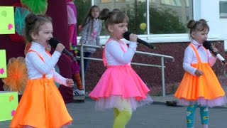 Поют маленькие девочки!!! Детская песня - Ёжик