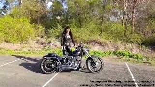 Harley-Davidson Breakout V&H Sound (ZenaKatt from Australien ??)