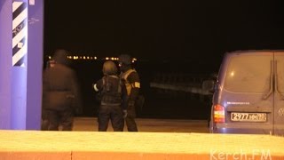 Неопознанные военные в Керчи захватывают Морскую Охрану