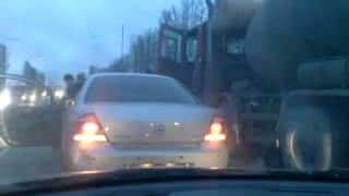 Видимо был трудный день и устроили драку