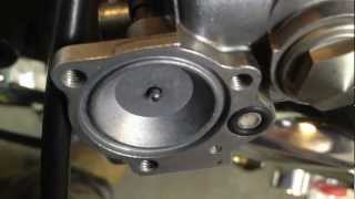 2013.02.03 KEIHIN FCR（FVKD39）CARB 加速ポンプの動き（内部）