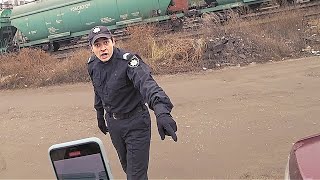 ПОЛИЦЕЙСКИЙ НАБРОСИЛСЯ ИЗ ЗА ЕВРОБЛЯХИ. манифест спасибо за идею