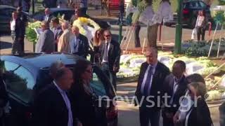 Ντόρα Μπακογιάννη στην κηδεία Ζαφειρόπουλου