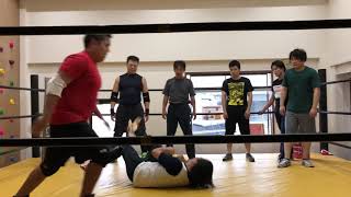 尼崎プロレス AWF リング練習会 2018年9月29日ロックアップ〜ヘッドロック〜ロープへ振る〜ディープフロッグ〜アームホイップ