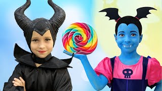 Junior Vampirina and Sofia Pretend Play with favorite Toys