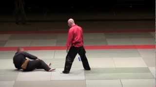 Une démonstration de Penchak Silat par Franck Ropers