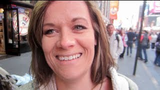 MOM GOES TO NYC