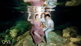 Epic family vow renewal with kids - Underwater photos with the family