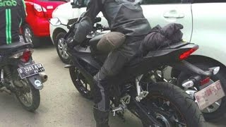 Yamaha R15 v3 LEAKED pics and specifications