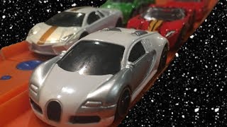 HOT WHEELS SUPER CAR TOURNAMENT 14 FT. BUGATTI VEYRON