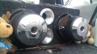 Hifonics car audio 3000watts rms 2 ohms