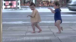 baby&me _ the new evian film, bambini che ballano by MaxAnimazione